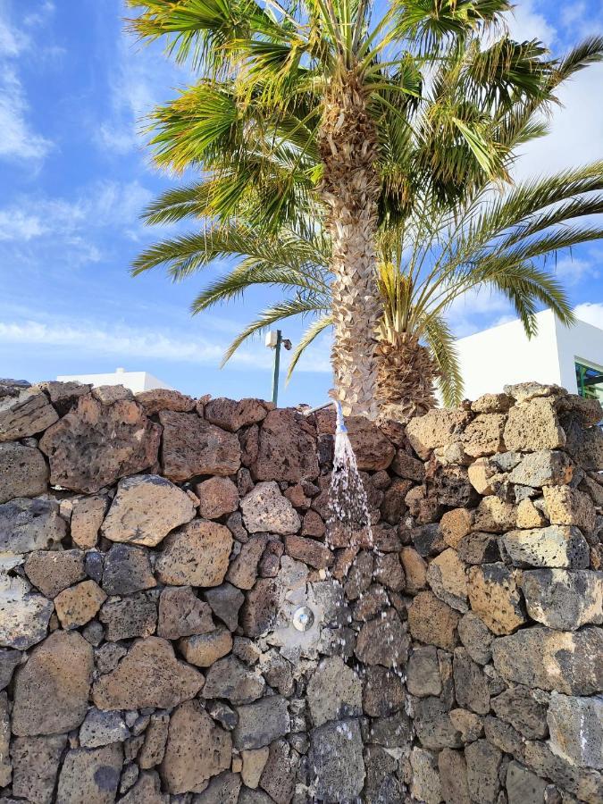 Ailana Suite Vistas Al Mar Y Con Piscina Costa Teguise Exteriör bild