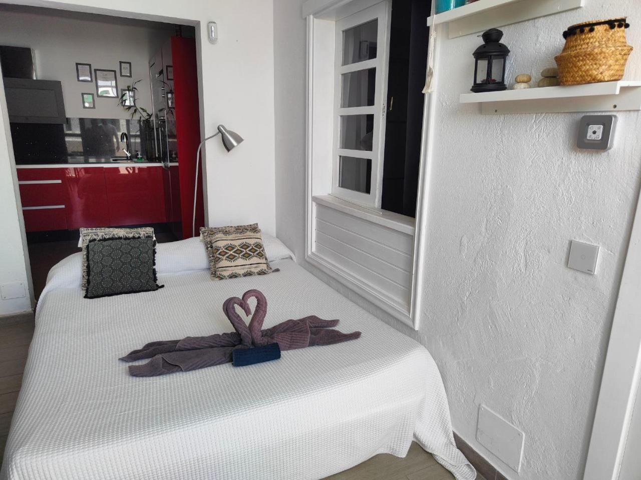 Ailana Suite Vistas Al Mar Y Con Piscina Costa Teguise Exteriör bild